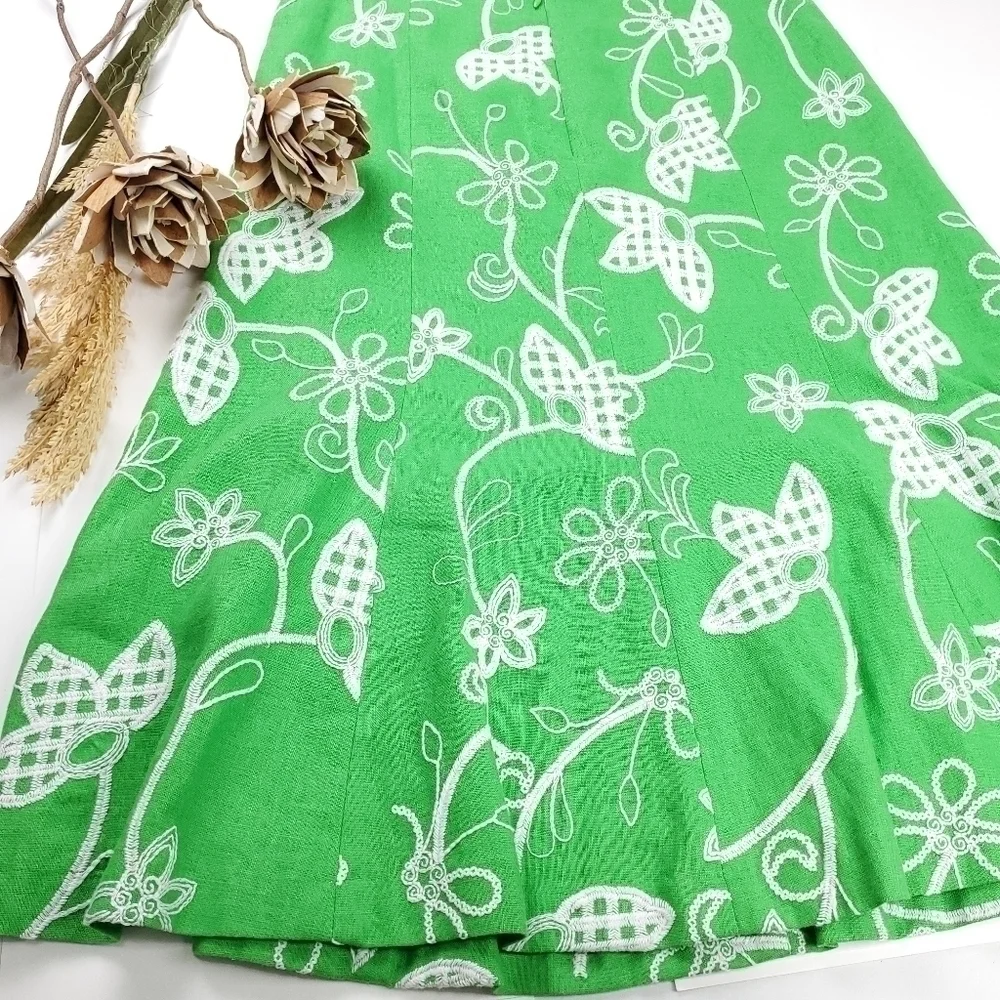 Molly & Maxx Green Wht Linen Embroidered Skirt 4